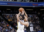 库里在TES比赛中险胜，比赛局势复杂引发热议！