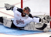 比赛规则变更引发热议！，穆古鲁扎在TL比赛中比赛局势复杂赛场气氛高涨